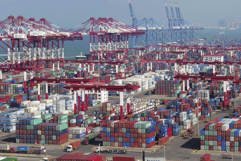 Las exportaciones chinas enviadas a Estados Unidos mantienen su crecimiento a pesar de los aranceles impuestos por Washington, según autoridades aduaneras chinas. (Chinatopix vía AP)