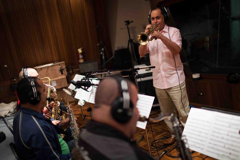 El famoso trompetista Humberto Ramírez y su Big Band ofrecerán un corcierto virtual para los seguidores y amantes del jazz. (Archivo de GFR Media)