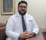 Doctor Javier Castillo Ortiz, urólogo en el Centro Médico Episcopal San Lucas, en Ponce