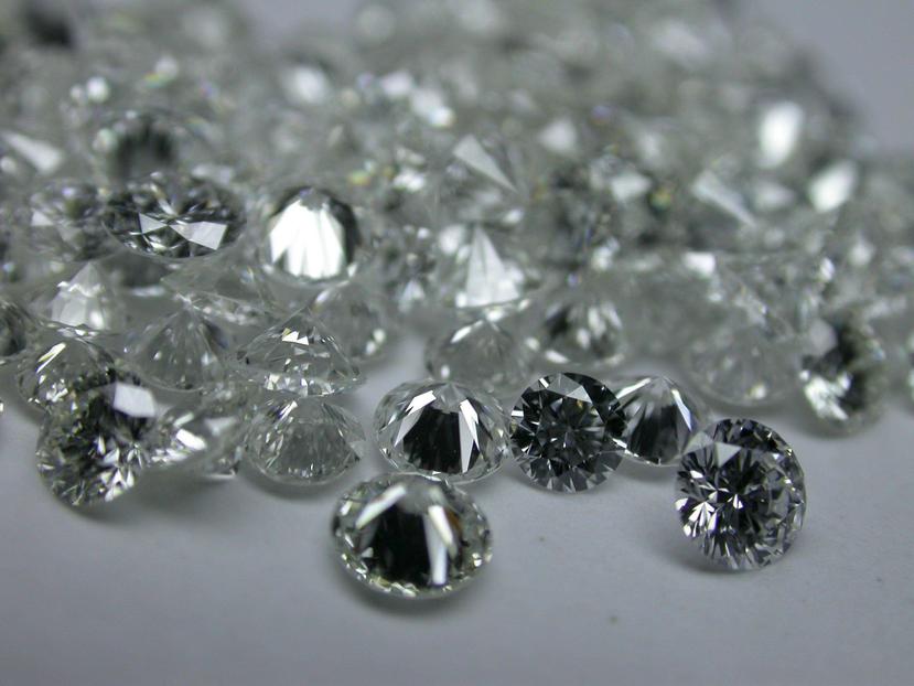 En el estudio, los científicos estiman que las raíces cratónicas pueden contener de 1 a 2 por ciento de diamantes. (EFE)