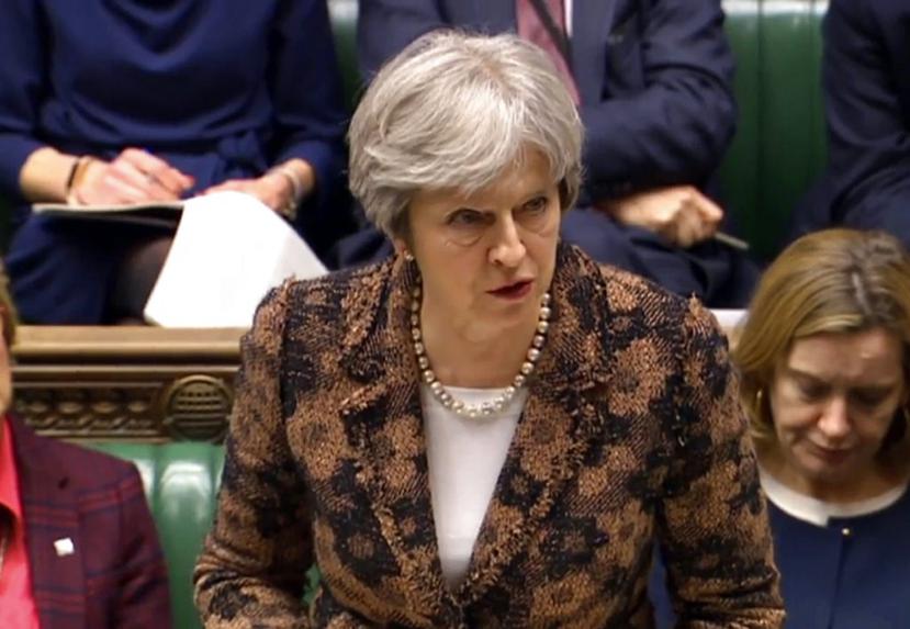 La primera ministra Theresa May habla ante el Parlamento británico (AP).