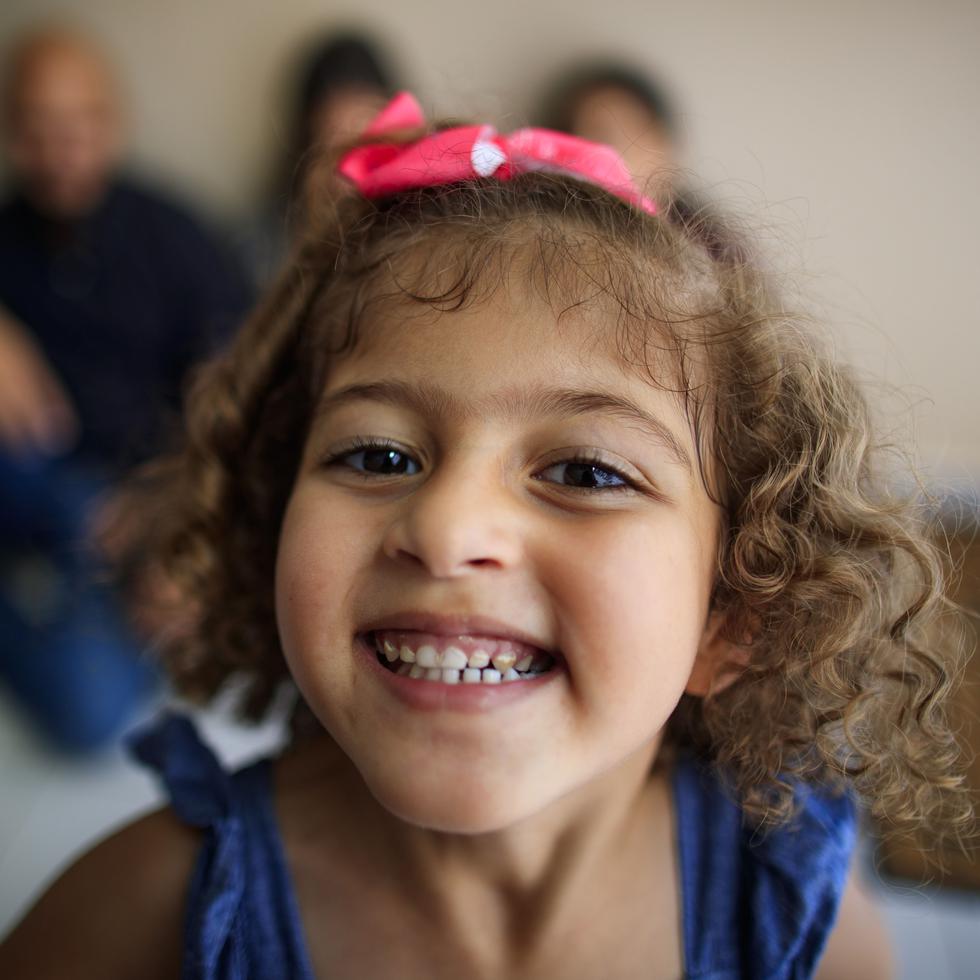 A sus cinco años, Isabella López Aponte, una niña alegre y enérgica, enfrenta un difícil cuadro de salud que requiere unos cuidados médicos especiales y prolongados.