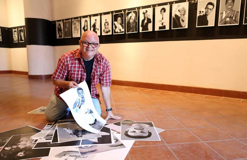 Rafi Claudio presenta a muchos famosos en una muestra fotográfica con imágenes tomadas hace casi dos décadas y otras recientes. (jose.reyes@gfrmedia.com)