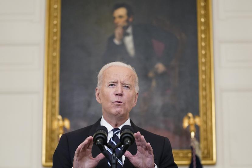 El presidente de Estados Unidos, Joe Biden, explica su nuevo plan contra la pandemia desde la Casa Blanca, en Washington.
