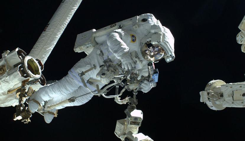 El astronauta Luca Parmitano durante una caminata espacial (Agencia Espacial Europea).