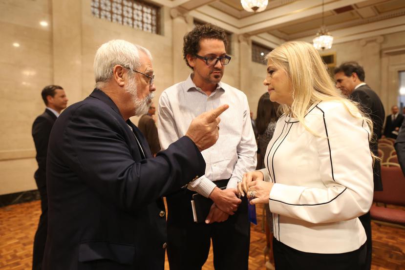 Álzaga Manresa y Muñiz Pérez conversaron por primera vez con Vázquez cuando compareció a su vista de confirmación en el Senado. (Archivo/IPM)