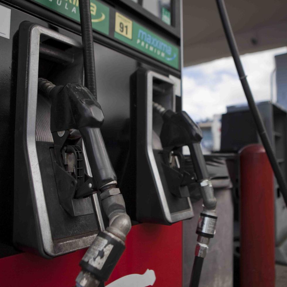 La “crudita” es un impuesto sobre el barril de petróleo y sus derivados, que elevó entre tres y cuatro centavos el costo de la gasolina en el país.