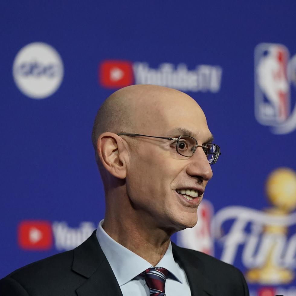El comisionado de la NBA, Adam Silver, cree que hay ambiente para otro cambio en las reglas del básquet antes de la próxima temporada.