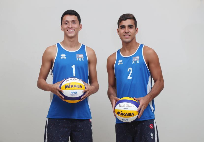 William Rivera (izquierda) y Randall Santiago se conocieron jugando baloncesto y ahora se preparan para debutar en el escenario olímpico.