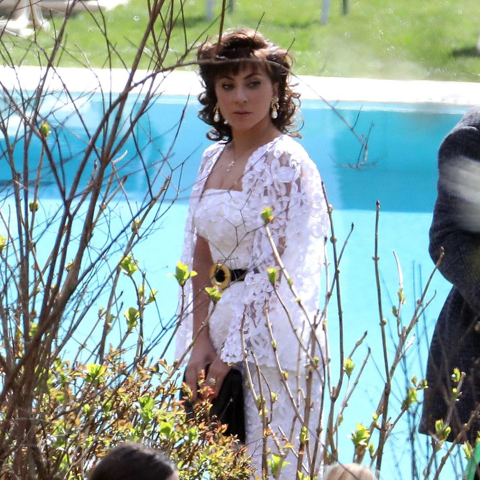 Lady Gaga y Adam Driver durante el rodaje de la película “House of Gucci” sobre el asesinato de Maurizio Gucci.