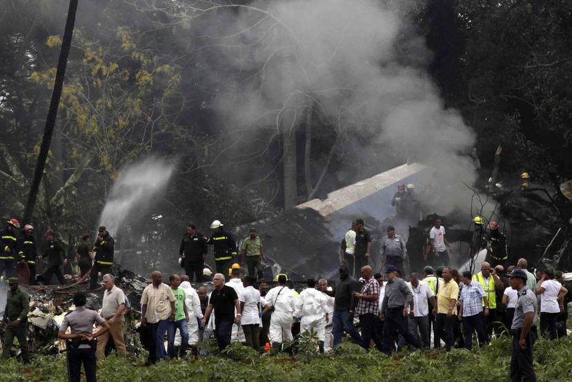 El vuelo DMJ 0972 de Cubana de Aviación se estrelló el viernes pasado con 113 personas a bordo, pero solo sobrevivieron tres personas. (AP / Enrique de la Osa)