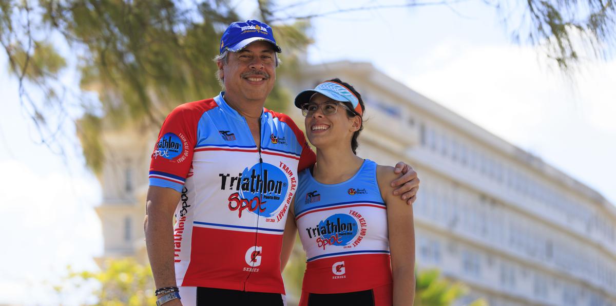 Julissa Pagán y su padre Javier Pagán competirán en la modalidad relevo del evento Ironman 70.3 Puerto Rico.