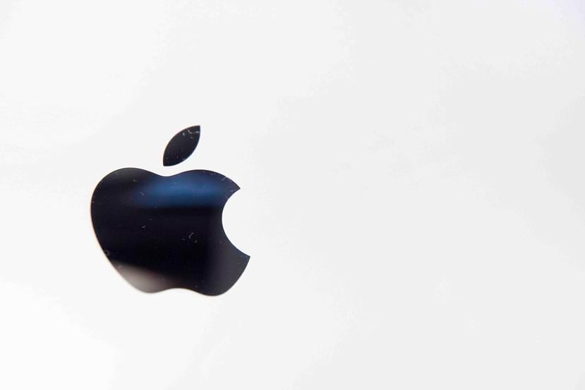 La compañía tecnológica lanzó el año pasado los iPhone 6, con las pantallas más grandes hasta la fecha. (AP)