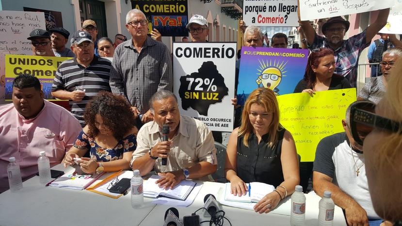 El alcalde del pueblo mencionó que algunos residentes han tenido que pagar a peritos electricistas para conseguir la conexión. (Gloria Ruiz Kuilan)