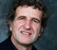El conocido periodista político francés Gérard Leclerc murió este martes en el accidente de una avioneta que se estrelló con tres personas a orillas del río Loira cerca de su desembocadura.