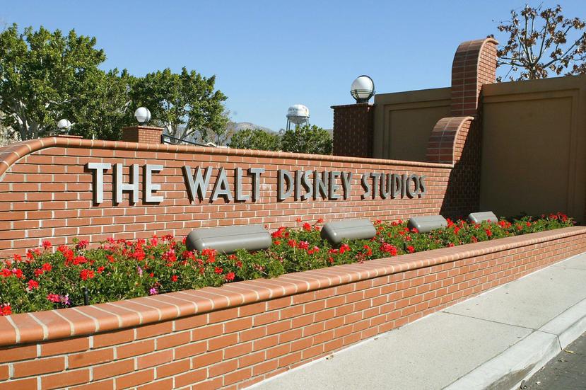 Disney ha sido acusado por numerosas veces de difundir contenidos racistas y misóginos. (EFE/Archivo)