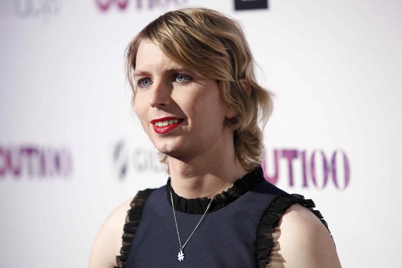 Esta fotografía de archivo del 9 de noviembre de 2017 muestra a la exanalista de inteligencia estadounidense Chelsea Manning en la 22da gala anual OUT100 Celebration, en el edificio Altman en Nueva York. (Andy Kropa/Invision/AP, archivo)