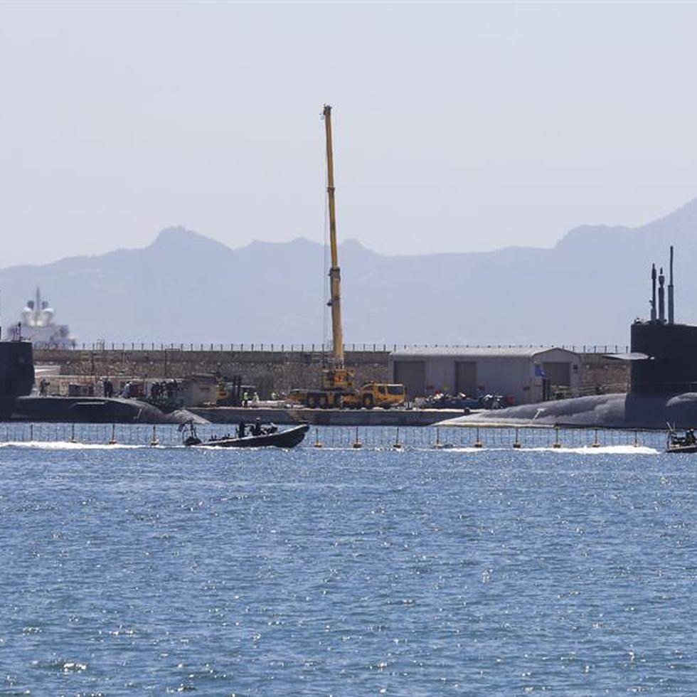 Se trata del submarino británico HMS Audacious, de la clase Astute, que permanece atracado en la bahía de Algeciras este domingo.