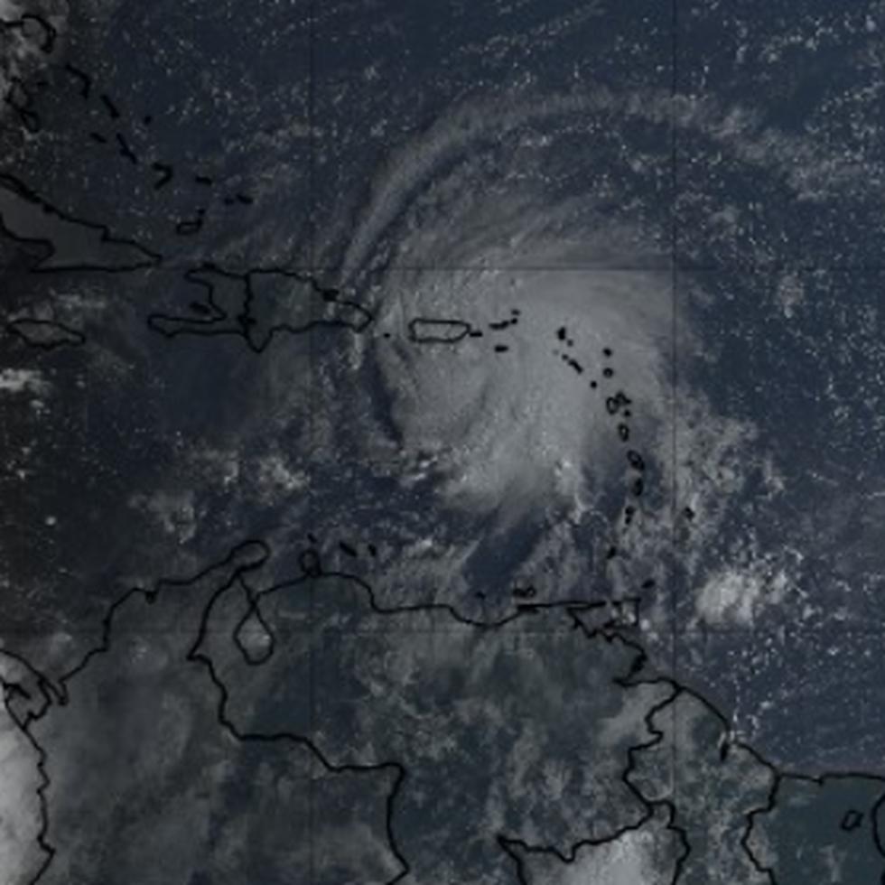 Imagen satelital de la tormenta Fiona.
