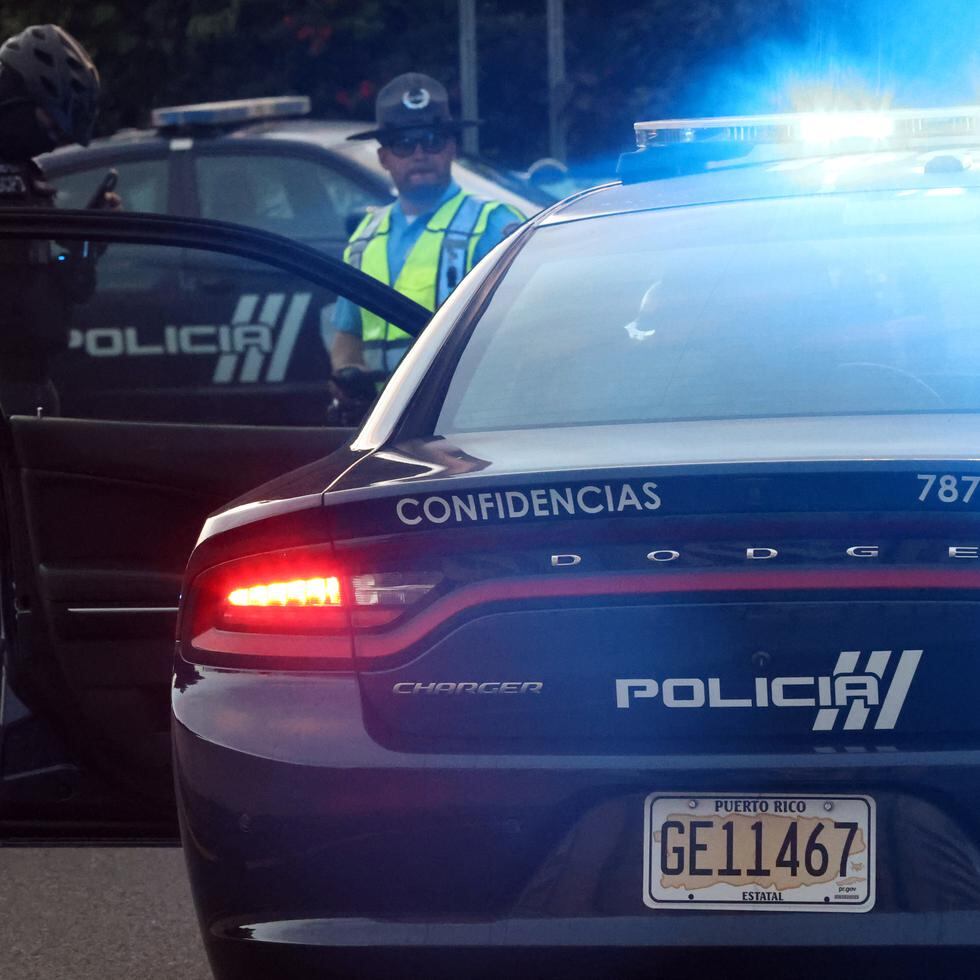 Agentes de la Policía capturaron a Melvin Joel Algarín Nieves, quien había huido sin ropa de un intento de arresto por parte de agentes federales en el motel San Souci en Caguas.