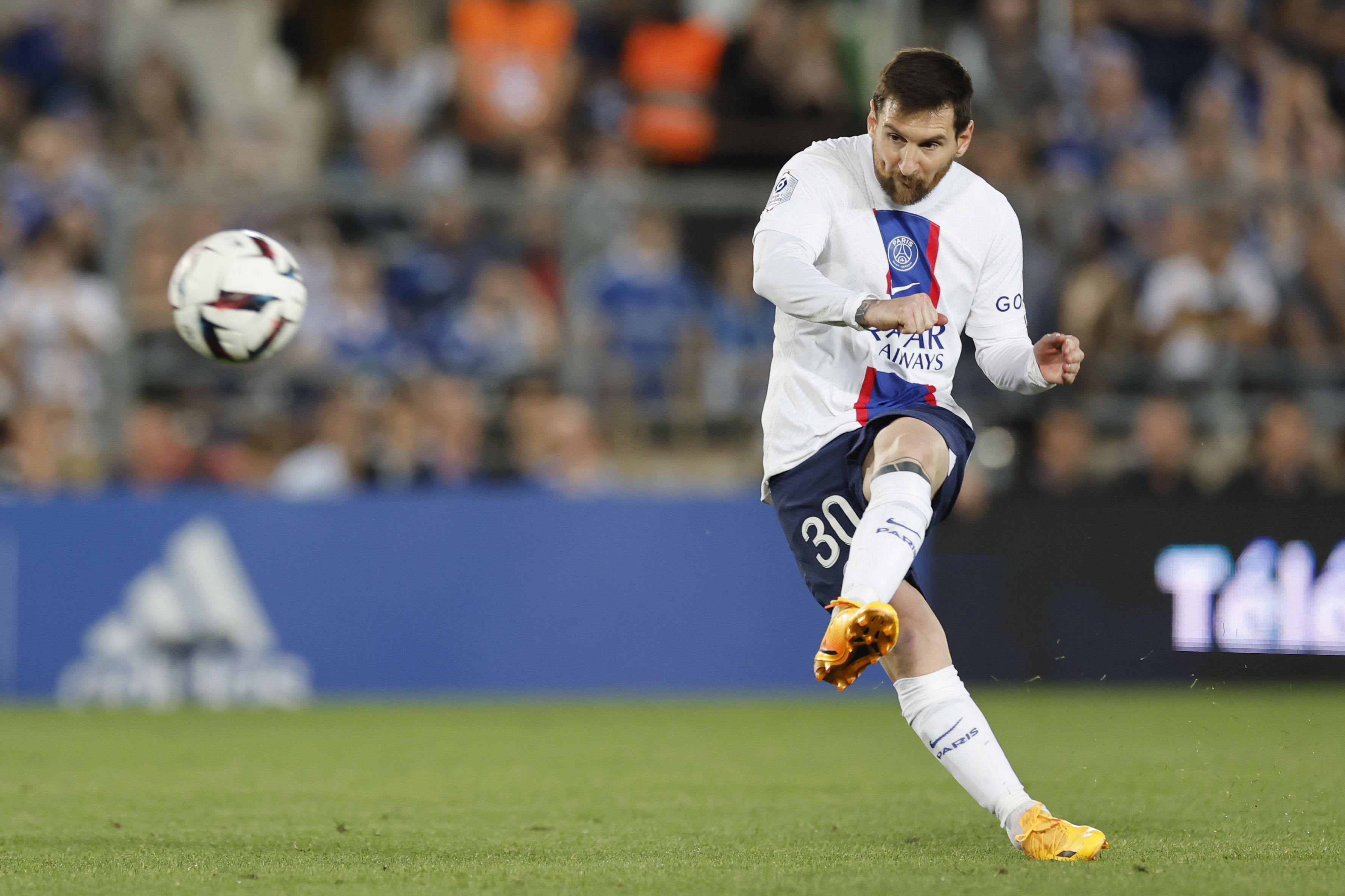 Messi, abucheado en su último partido con el París Saint-Germain en el Parque de los Príncipes