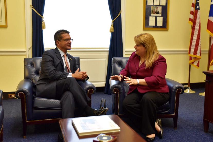 En su visita a Washington, la candidata a comisionado residente por el PNP, Jenniffer González, se reunió con el actual comisionado residente, Pedro Pierluisi. (Suministrada)