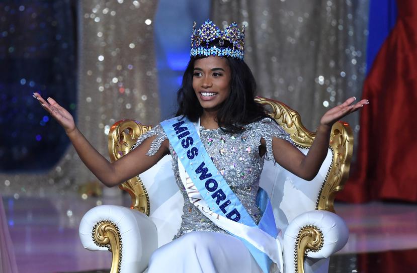 La noche en que fue coronada Miss Mundo 2019, Miss Jamaica Toni-Ann Singh, quien coronará a la nueva reina en Puerto Rico.