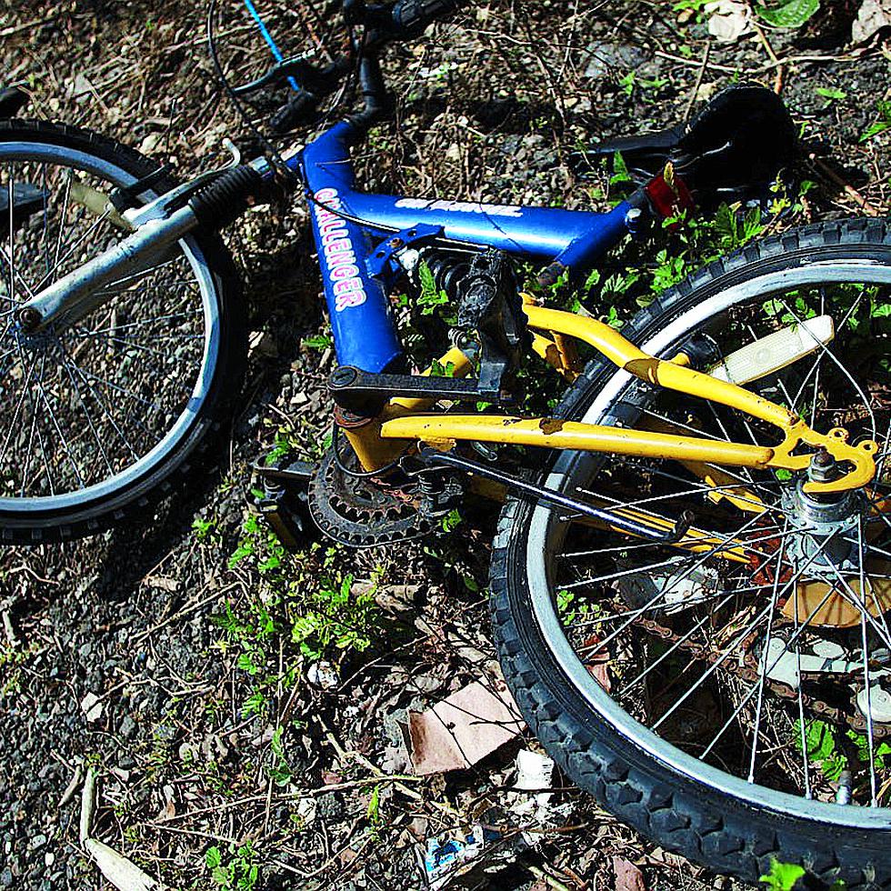 Imagen de archivo muestra una bicicleta tras sufrir un accidente.