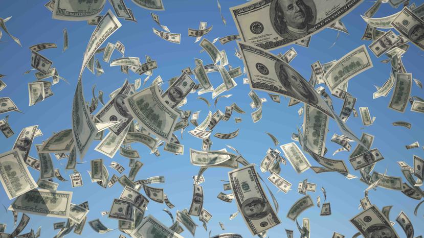 Se desconoce la cantidad de dinero que el hombre tiró al aire. (Shutterstock)
