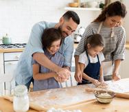 La comida y las actividades relacionadas con la cocina han sido un punto clave de conexión durante este periodo de aislamiento. (Shutterstock)