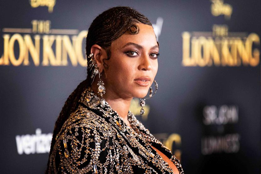 La cantante Beyonce dijo estar "indignada" ante la muerte a manos de un policía del ciudadano afroamericano George Floyd.