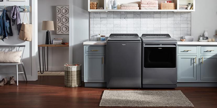 Las lavadoras y secadoras Whirpool revolucionan la forma de lavar con una nueva lavadora que posee el primer y único agitador removible de la industria y que adapta el agitador a cualquier tipo de lavado, de acuerdo con tus necesidades. 