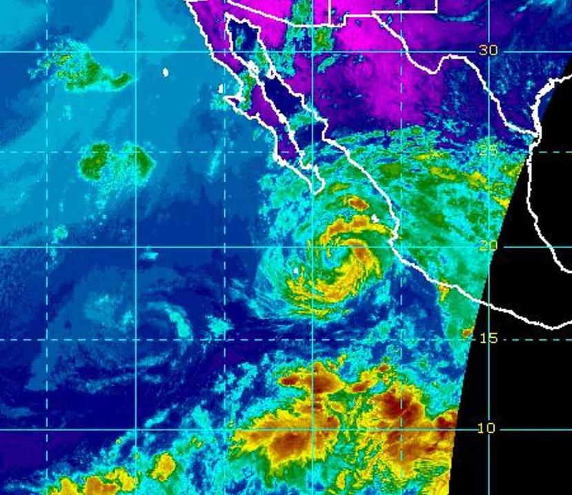 La tormenta tropical está en el sur-sureste de Cabo San Lucas.  (Imagen tomada de la página de la NOAA)