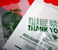 El proyecto deja fuera de la definición de bolsas desechables las que están hechas con material compostable.