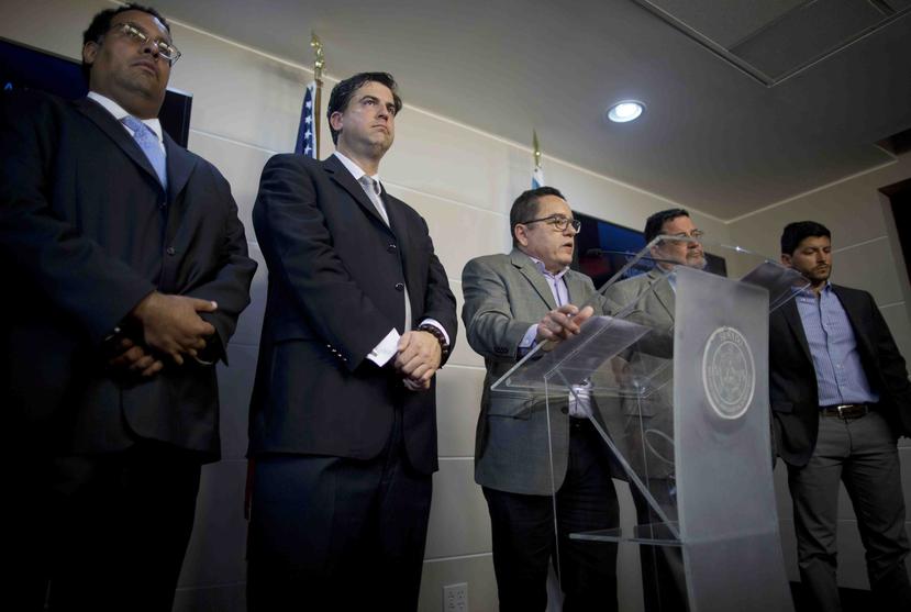 Desde la izquierda, Alvin Velázquez, Mario Marrazi, Roberto Pagán, Carlos Fronteras y el representante Manuel Natal.