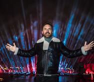 En su nueva producción, David Guetta hace una versión del clásico himno de la música house “Silver Screen”.
