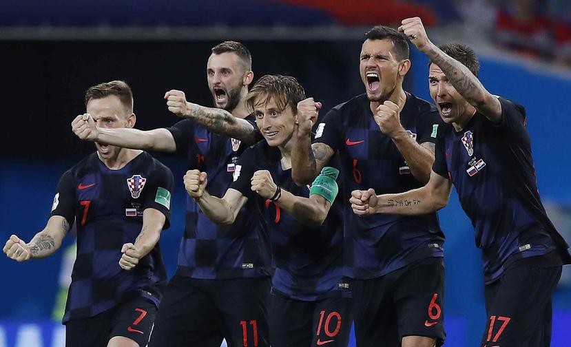 Los croatas soportaron el desgaste emocional que implican dos tandas de penales de las que emergieron victoriosos, algo que no le había pasado a equipo alguno desde 1990 en un mundial. (AP)