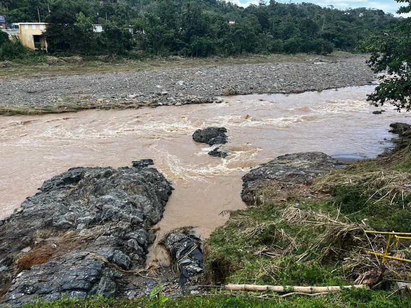 La AAA informó que al menos 11 barrios estaban afectados por el sedimento en la toma de agua de la planta de filtros de Las Marías.