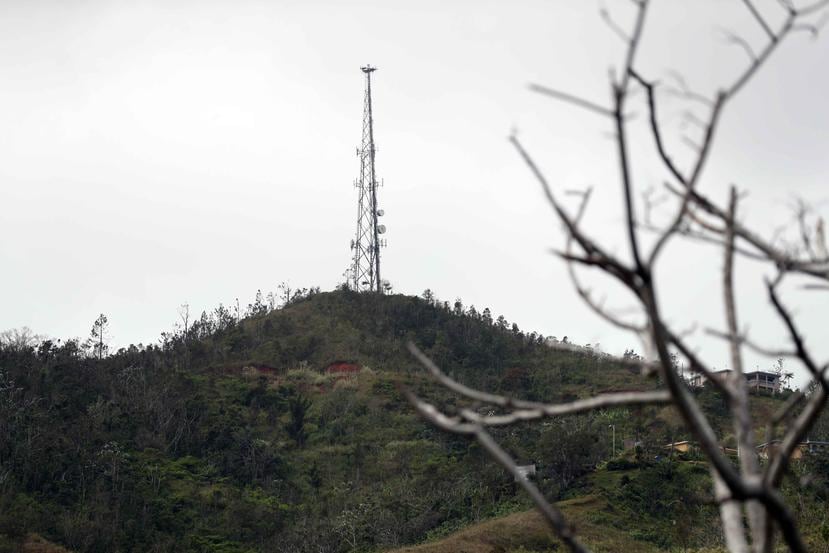 Vista de una de las antenas en Orocovis. (GFR Media)