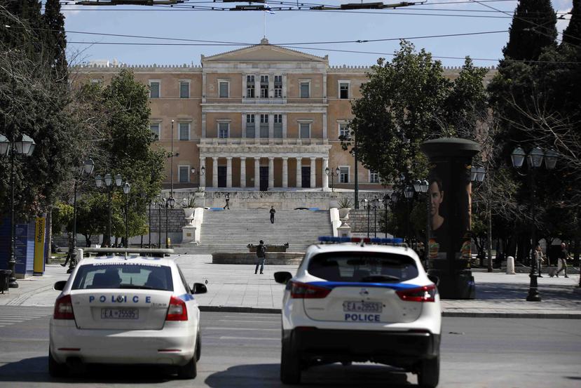 Grecia lleva varios días con un régimen severo que prohíbe la actividad de todo tipo de centros de ocio. (AP)