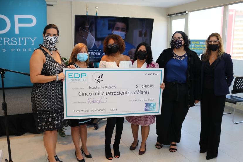 EDP University entrega 26 becas para estudiar Enfermería