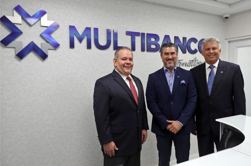 Desde la izquierda: Alberto Colón, Alirio Torrealba y Rafael Casas, socios de Multibanco Internacional, Inc.