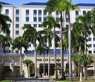 Así luce actualmente el hotel Ritz-Carlton, en Isla Verde. La hospedería 5 estrellas cuenta con 416 habitaciones y 30,000 pies cuadrados de salones para actividades.