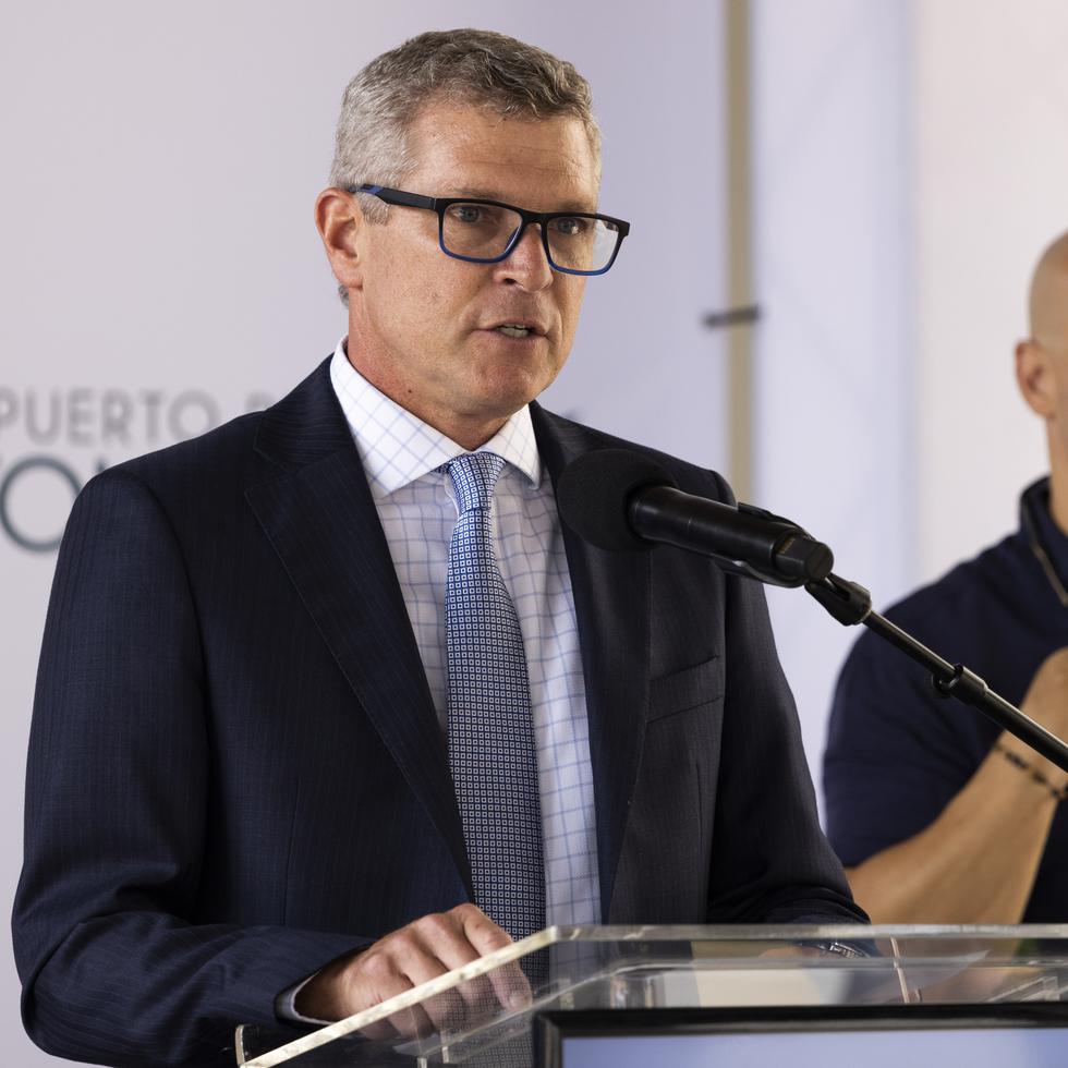 JetBlue's chief operating officer, Warren Christie, said construction work on the new base should be completed within six months.