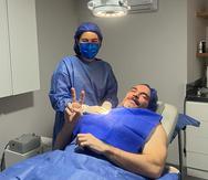 El actor Julián Gil es operado por segunda ocasión por cáncer en la piel.