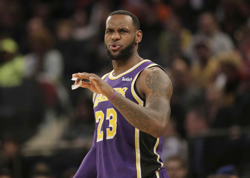 LeBron James con los Lakers. (AP)