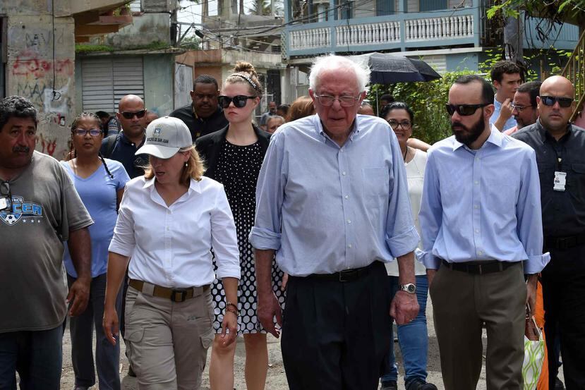 Bernie Sanders junto a la alcaldesa de San Juan, Carmen Yulín  Cruz.
