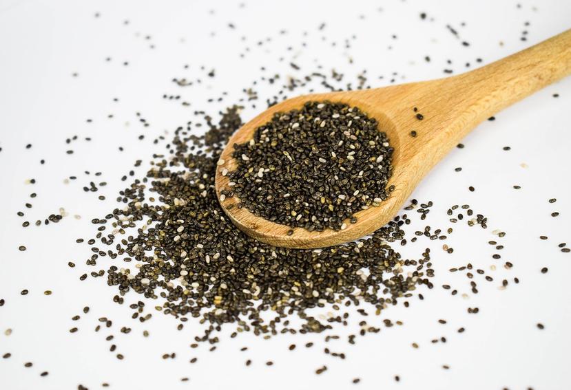 Al consumir semilla la chía puedes obtener ácidos grasos omega-3. (ValeriaLu / Pixabay)