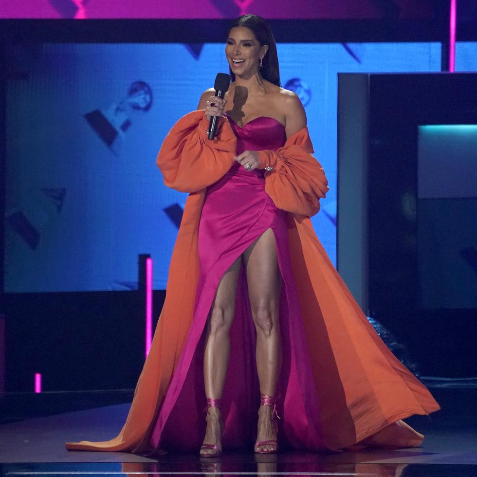 Participación de Roselyn Sánchez en la edición 22 de los Latin Grammy.