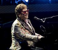 Elton John anunció que se saldría de la red social Twitter.